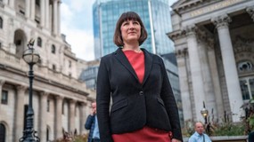 Rachel Reeves to call for ‘stability’ as she outlines economic vision for UK image